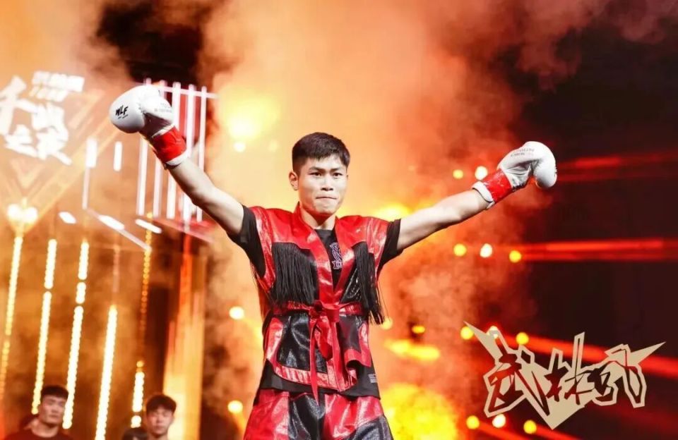 期待金鹰能, 场四人战, 击倒读秒 期待金鹰能, 场四人战, 击倒读秒