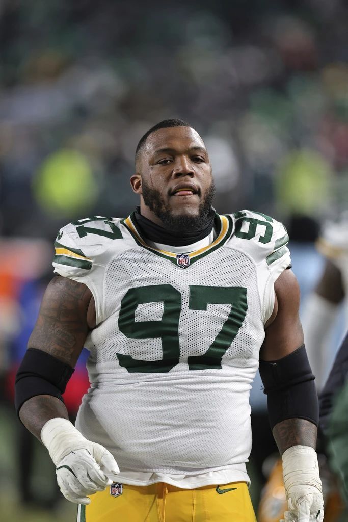 分卫对比, 怖的竞争力, 的冲传表现 分卫对比, 怖的竞争力, 的冲传表现