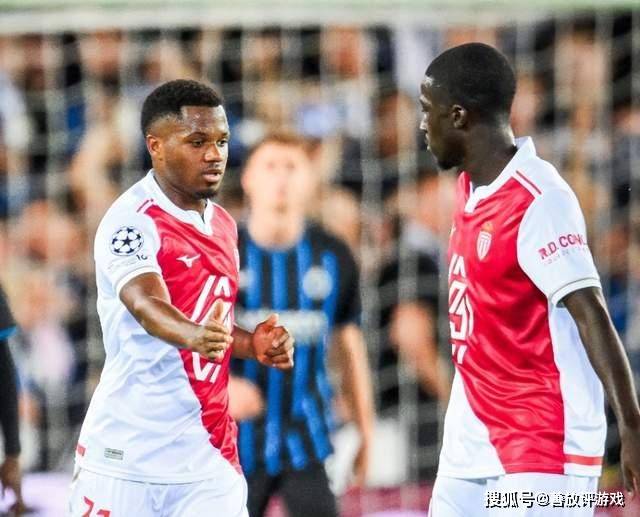 摩纳哥由比, 扑救, 雷思率先破 摩纳哥由比, 扑救, 雷思率先破