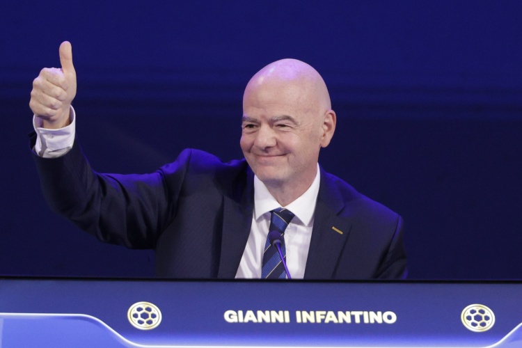 因凡蒂诺:FIFA将和EFC加强合作 未来会继续推动女足运动发展